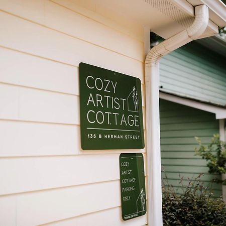 Cozy Cottage - Walk To Campus, Stadium, Downtown 阿森斯 外观 照片